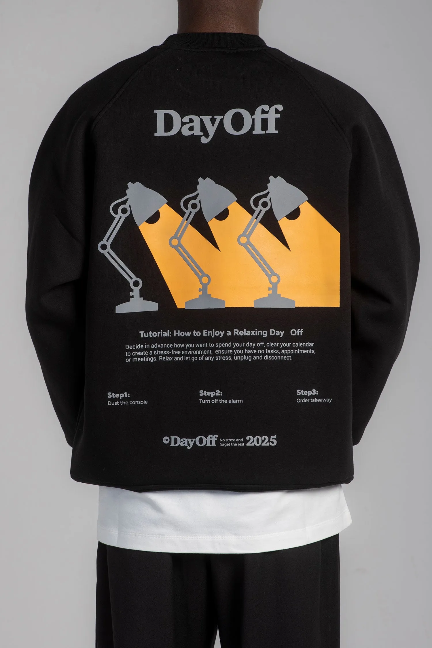 Dayoff Crewneck Sweatshirt (110058) - Jorindo