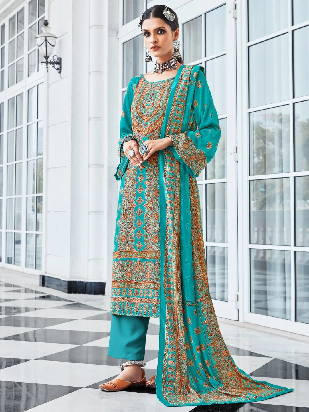 Green Woolen Pashmina Printed Unstitched Winter Suit