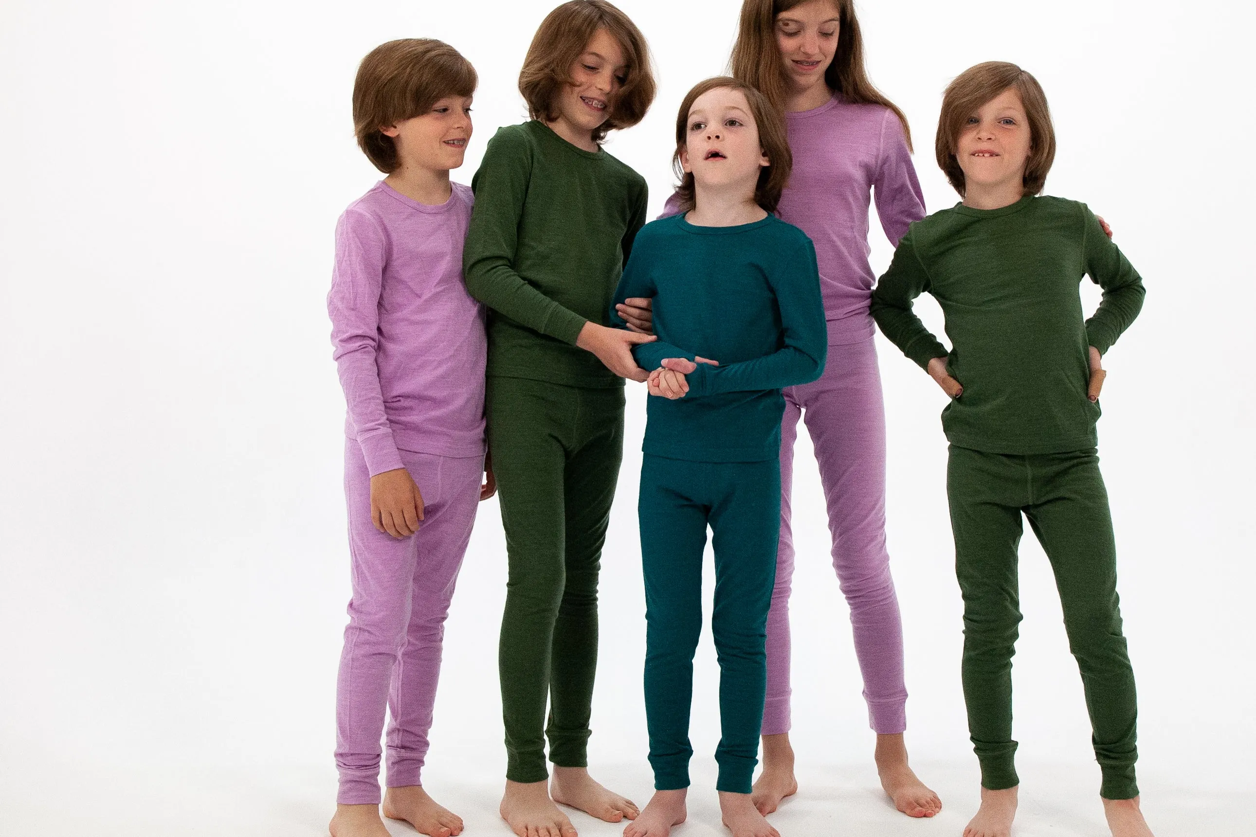 Oaki Kids Ultra-Soft Merino Wool Base Layer Kids, Breathable Merino Base Layer, Boys & Girls Thermals for Kids, Mose Green